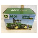 2016 Ertl John Deere 8650 National Toy Show 1/32