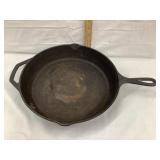 Lodge 12'Diameter Cast Iron Skillet, Sits Flat