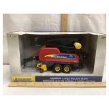 Ertl New Holland BB9080 Toy Square Baler, 1/32
