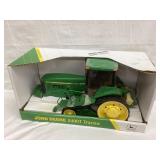 NIB Ertl John Deere 8400T 1/16 Scale Toy Tractor