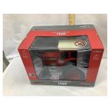 Ertl Prestige IH 1466 Toy Tractor w/ Black