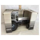 NIB White Farm Equipment by Scale Models 25th