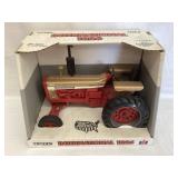 Ertl Case IH International 1026 1/16 Scale Toy