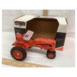 Scale Models Agco Allis CA 1/16 Scale Toy Tractor