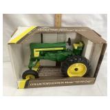 NIB 1990 Ertl Two-Cylinder Club John Deere 1957