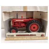 Ertl IH 650 Diesel Toy Tractor, 1/16 Scale, NIB