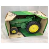 Ertl John Deere Model R 1/16 Toy Tractor NIB