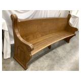 Curved Oak Church Pew/Bench, 87ï¿½W, 39ï¿½T @ Ends