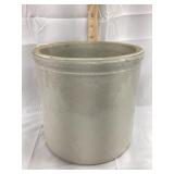 1 Gal. Stoneware Crock, 7 1/2ï¿½T, Base Chip