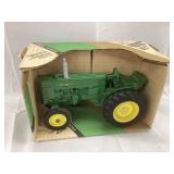 Ertl John Deere Model M 1/16 Scale Toy Tractor NIB