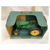 Ertl John Deere G Wide Front Toy Tractor, NIB,