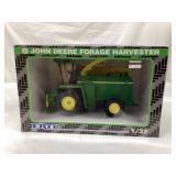 Ertl John Deere Toy Forage Harvester, 1:32 Scale,