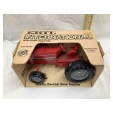 Ertl International Toy Tractor, NIB, 1:16 Scale