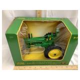 NIB Ertl John Deere Model ï¿½Aï¿½ w/ Man 1/16 Scale