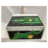 Ertl Precision John Deere 4020 Toy Tractor w/ 237