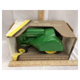 NIB Ertl  John Deere 1953 Model 60 Orchard 1/16