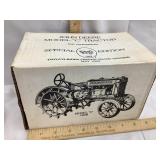 NIB Ertl John Deere 1928 Model C 1/16 Toy