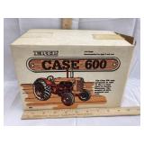 NIB Ertl Case 600 1/16 Scale Toy Tractor