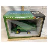 NIB Ertl John Deere 2266 1/32 Scale Toy Combine,