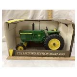 Ertl John Deere 3010 Toy Tractor, 1/16 Scale, NIB