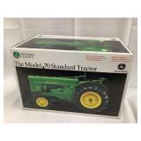 NIB Ertl Precision Classic John Deere Model 70