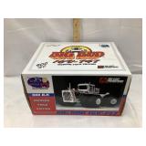 Die-Cast Promotions BIG BUD 16V-747 Toy Tractor,