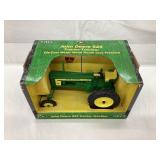 Ertl John Deere 520 Toy Tractor, NIB, 1:16 Scale