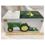 NIB Ertl John Deere Model 40T w/ Wide Front &