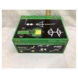 Ertl John Deere Precision 140 Lawn Tractor &