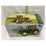 Ertl John Deere 7820 Toy Tractor, NIB, 1:16