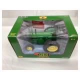 Ertl John Deere 80 Diesel Toy Tractor, NIB, 1:16