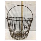 Vintage Wire Egg Basket, 11"T
