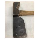 L.A. Sayre & Co. Carpenters Hatchet, Head is 6