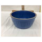 Ruckles/White Hall Stoneware Bowl w/ Sawtooth