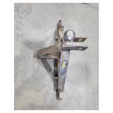 Flex point tractor hitch system