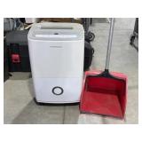 Frigidaire Humidifier And Large Dustpan