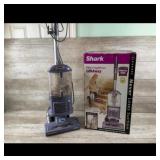 Shark Navigator Lift-Away upright vacuum cleaner