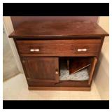 Side Cabinet with Drawer and Door