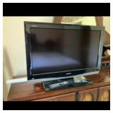 Sharp AQUOS LC-32D64U LCD TV