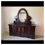 Bedroom Furniture Set