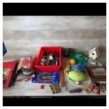 Collectibles  Gators Memorabilia Assortment