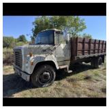 Ford F700 Commercial Truck
