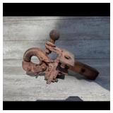 Rusty Brown Heavy-Duty Towing Adapter