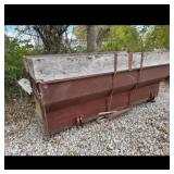 Metal Feeder with wood top. Metal Feeder with wood top.