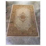 Area Rug  5 x 7. 1/2 ft