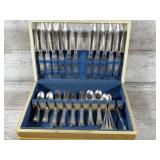 Roger Bros. Silverware Set