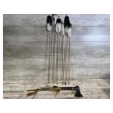 Black Hawk Tomahawk, (6) Arrows