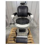 Theo-A-Kochï¿½s Classic Barber Chair with Black