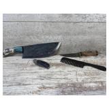 2 Fixed Blades, 1 Folding Knife, 1 Comb