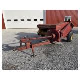 New Holland 310 Baler